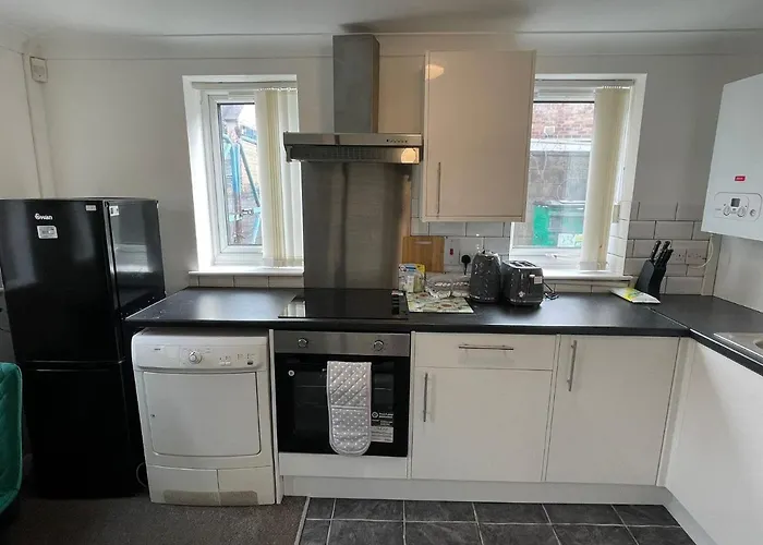 1 Bed @ Factory Quater - Chard St
