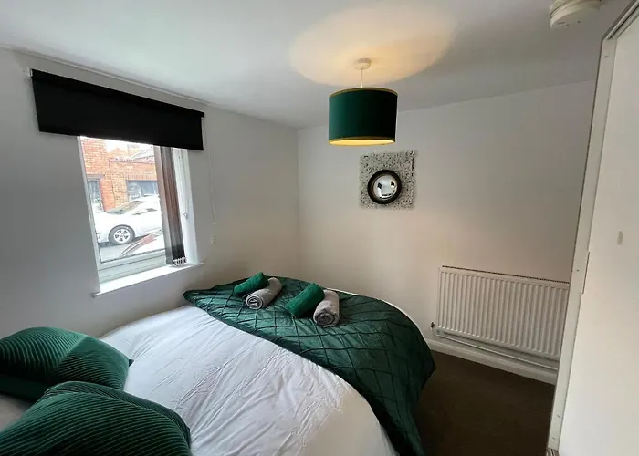 1 Bed @ Factory Quater - Chard St