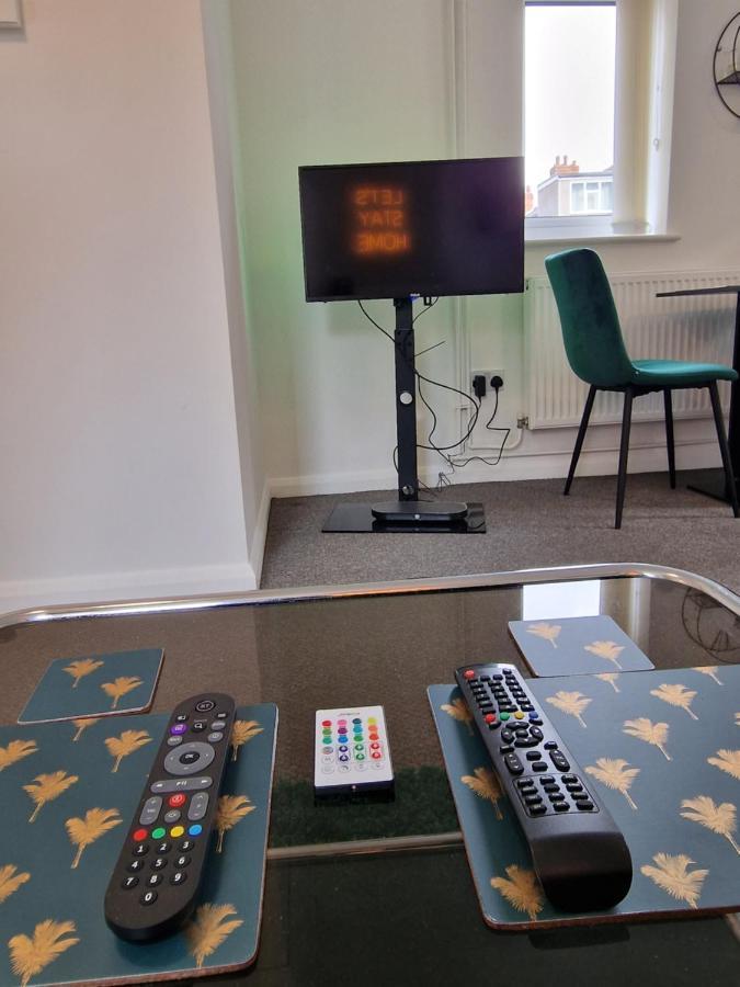 1 Bed @ Factory Quater - Chard St Apartment